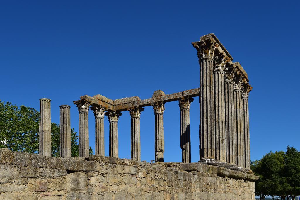 Pousada Convento De Евора Екстериор снимка